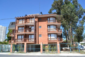  Linda Vista Apart Hotel  Конкон
